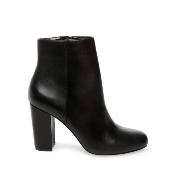 steve madden pixie boot